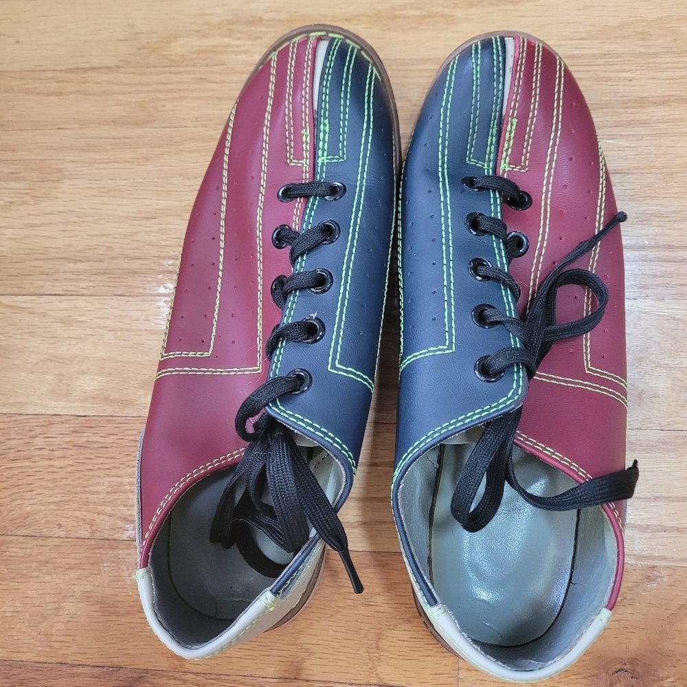 Bowling shoes